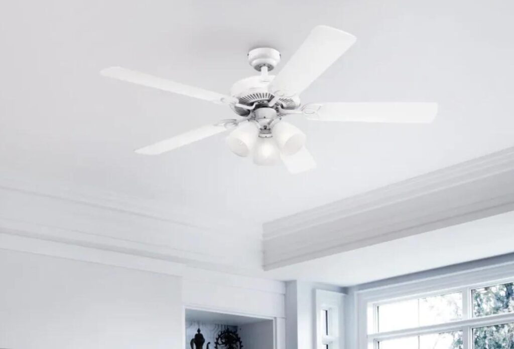 White Ceiling Fan with Light